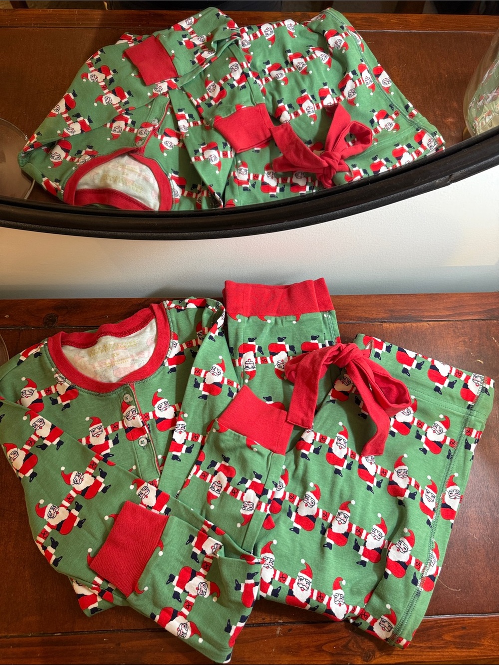 The Beaufort Bonnet Company Green Santa Print Pajama Set with Red Trim